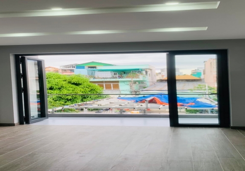 Hệ cửa nhôm Xingfa - Cầu thang - Lan can - Phòng tắm kính cường lực - Quận 8